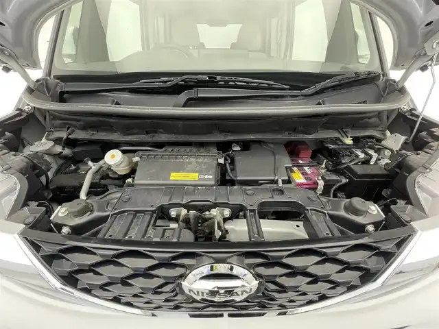 日産 ルークス X 滋賀県 2021(令3)年 3.6万km ホワイトパール 禁煙車/社外ナビ/ＣＤ／Ｂｌｕｅｔｏｏｔｈ/アラウンドビューモニター/ＥＴＣ/片側パワースライドドア/衝突軽減ブレーキ/プッシュスタート/スマートキー/後席サーキュレーター/オートライト