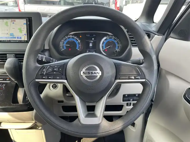 日産 ルークス X 滋賀県 2021(令3)年 3.6万km ホワイトパール 禁煙車/社外ナビ/ＣＤ／Ｂｌｕｅｔｏｏｔｈ/アラウンドビューモニター/ＥＴＣ/片側パワースライドドア/衝突軽減ブレーキ/プッシュスタート/スマートキー/後席サーキュレーター/オートライト