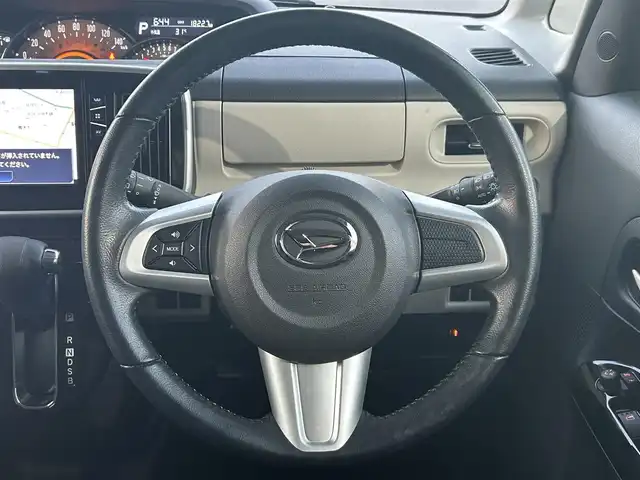 ダイハツ ムーヴ キャンバス G メイクアップ SA Ⅲ 静岡県 2018(平30)年 1.9万km スムースグレーマイカメタリック/ファイアークォーツレッドメタリック 2トーン 純正ナビ/　（AppleCarPaly/AndroidAuto/フルセグTV/DVD/CD）/寒冷地仕様/運転席シートヒーター/全方位カメラ/バックカメラ/両側パワースライドドア/衝突被害軽減システム/横滑り防止装置/レーンキープアシスト/オートマチックハイビーム/ETC/前方ドライブレコーダー/プッシュスタート/スマートキー/純正フロアマット/純正オプション15インチアルミホイール/付属：純正14インチスチールホイルタイヤ付き積み込み/LEDヘッドライト/ローダウン/純正サスペンション積み込み