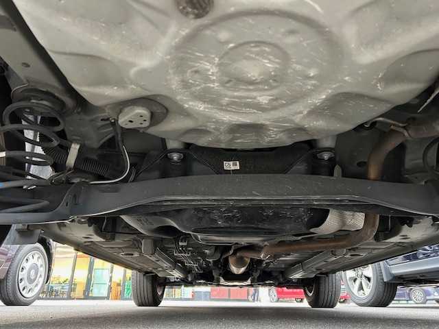トヨタ ヤリスクロス G 栃木県 2020(令2)年 5.1万km ブラックマイカ/ホワイトパールクリスタルシャイン 2トーン ワンオーナー/トヨタセーフティセンス/純正ディスプレイオーディオ/BluetoothAudio/USB接続/MiraCast/バックカメラ/ビルトインETC/LEDヘッドライト/オートライト/オートハイビーム/レーダークルーズコントロール/純正16インチAW/純正フロアマット/社外コンソールボックス/スマートキー/スペアキー/プッシュEgスタート/保証書/取説