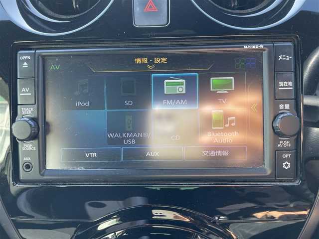 日産 ノート X ブラックアロー 福岡県 2018(平30)年 4万km オリーブグリーン/スーパーブラック 2トーン 前後コーナーセンサー/自動ブレーキ/レーンキープアシスト/プッシュスタートボタン/スマートキー/純正HDDナビ/ワンセグTV/USB接続/バックカメラ/Bluetoothオーディオ/純正フロアマット/純正アルミホイール