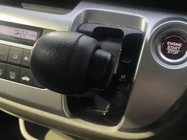 ホンダ Ｎ ＷＧＮ G SSパッケージ 熊本県 2017(平29)年 4.6万km プレミアムホワイトパールⅡ CTBA/プッシュスタート/純正ナビ/（CD・DVD・フルセグTV・BTオーディオ・SD）/バックカメラ/横滑り防止装置/純正フロアマット/純正ドアバイザー/スマートスペアキー×1本