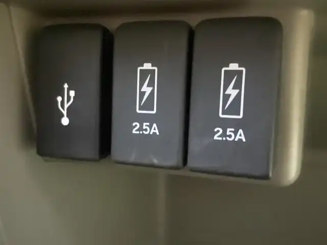 ホンダ Ｎ ＷＧＮ G SSパッケージ 熊本県 2017(平29)年 4.6万km プレミアムホワイトパールⅡ CTBA/プッシュスタート/純正ナビ/（CD・DVD・フルセグTV・BTオーディオ・SD）/バックカメラ/横滑り防止装置/純正フロアマット/純正ドアバイザー/スマートスペアキー×1本