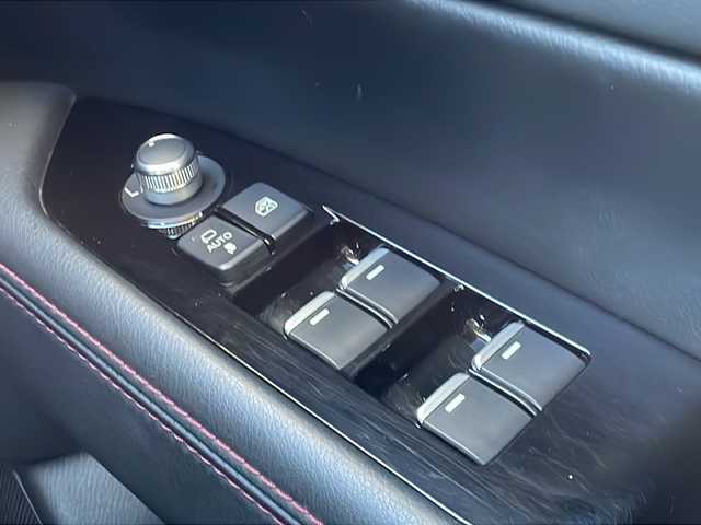 マツダ ＣＸ－５ 20S ブラックトーンED 千葉県 2022(令4)年 2.3万km ジェットブラックマイカ ワンオーナー/純正ナビ/フルセグTV/CD/DVD/Bluetooth/ETC/全周囲カメラ/バック/サイド/フロントカメラ/レダークルーズコントロール/ヘッドアップディスプレイ/前後ドライブレコーダー/前後コーナーセンサー/パワーバックドア/D席パワーシート/1列目シートヒーター/ステアリングヒーター/SPORTSモード/TCS(横滑り防止装置)/盗難防止装置/レーンキープアシスト/衝突軽減ブレーキ/オートライト/LEDヘッドライト/ウィンカーミラー/ハーフレザーシート/ステアリングスイッチ/パドルシフト/電動パーキング/ブレーキホールド/ALLオートウィンドウ/プッシュスタート/スマートキー/スペアキー１本/ドアバイザー/保証書/取扱説明書