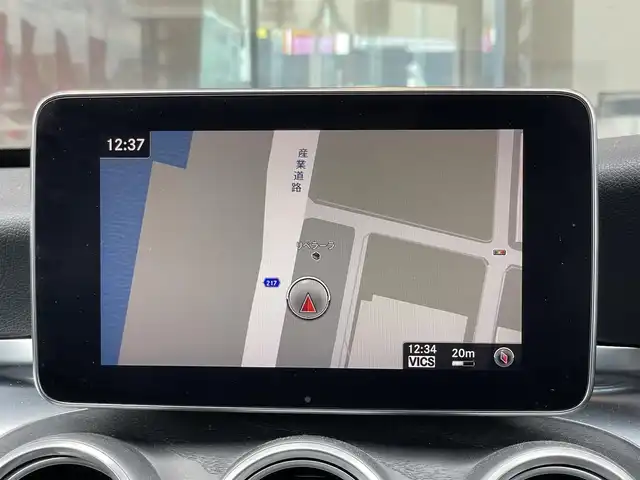 メルセデス・ベンツ Ｃ２２０ｄ ローレウスエディション 鹿児島県 2018(平30)年 5万km セレナイトグレー 純正HDDナビ/CD/DVD再生可/フルセグテレビ/バックカメラ/Bluetoothオーディオ/黒革シート/前席シートヒーター/前席パワーシート/アイドリングストップ/追従型クルーズコントロール/レーンキープアシスト/衝突軽減ブレーキ/前後ドライブレコーダー/プッシュスタート/純正フロアマット/2.0ETC/LEDヘッドライト/スマートキー/新車時保証書/取扱説明書/スペアキー1本