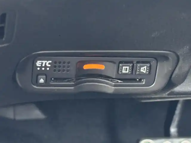 ホンダ ヴェゼル RS ホンダセンシング 大分県 2019(令1)年 2.9万km プラチナホワイトパール ・純正ナビ(CD.DVD.SD.BT.USB)/・バックカメラ/・フルセグテレビ/・レーダークルーズコントロール/・ドライブレコーダー/・ETC/・パドルシフト/・ステアリングリモコン/・シートヒーター/・ハーフレザーシート/・ブレーキホールド