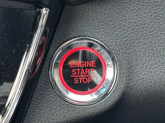 ホンダ ヴェゼル RS ホンダセンシング 大分県 2019(令1)年 2.9万km プラチナホワイトパール ・純正ナビ(CD.DVD.SD.BT.USB)/・バックカメラ/・フルセグテレビ/・レーダークルーズコントロール/・ドライブレコーダー/・ETC/・パドルシフト/・ステアリングリモコン/・シートヒーター/・ハーフレザーシート/・ブレーキホールド