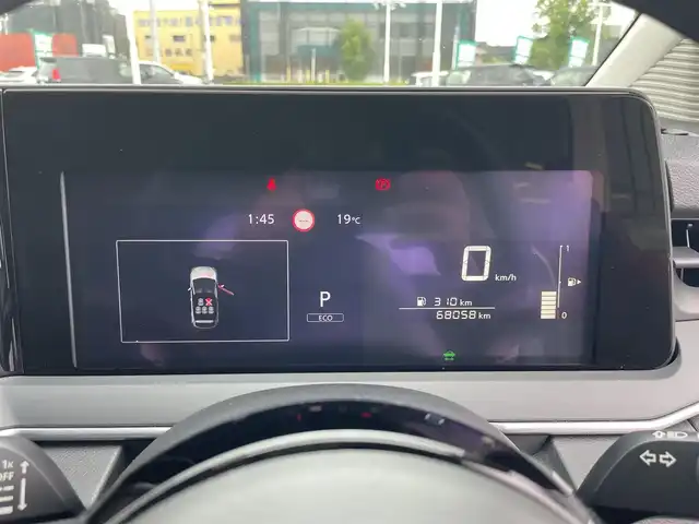 日産 ノート X 愛媛県 2023(令5)年 6.8万km 緑 プッシュスタート/純正ナビ（AM/FM/Bluetooth/フルセグTV）/アラウンドビューモニター/ETC２．０/横滑り防止装置/レーンキープアシスト/オートライト/オートマチックハイビーム/コーナーセンサー/クルーズコントロール