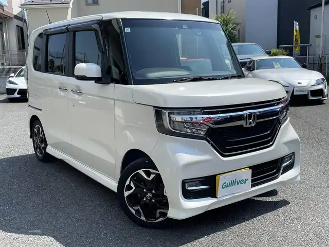 ホンダ Ｎ ＢＯＸ カスタム G L ターボ ホンダセンシング 石川県 2017(平29)年 8.8万km プレミアムホワイトパールⅡ 純正8インチSDナビ・地デジTV/純正CD/DVD/SD/MSV/BT/USB/バックモニター/ETC/ハーフレザーシート/両側パワースライドドア/ホンダセンシング/レーダークルーズコントロール/衝突軽減ブレーキ/車線逸脱警報/純正15インチAW/LEDライト/LEDフォグ/純正ドライブレコーダー/パドルシフト/プッシュスタート/スマートキー×2/H29/30/R1/2/4年ディーラー整備記録/保証書・取説あり