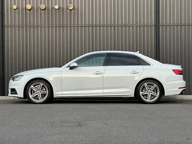 アウディ Ａ４ 2.0TFSIスポーツ S ライン PKG 福島県 2016(平28)年 3.9万km グレイシアホワイトメタリック 純正ナビ(CD/DVD/BT/SD/AUX)/フルセグTV/アクティブレーンアシスト/クルーズコントロール/ETC/オートホールド/ステアリングスイッチ/パドルシフト/前方ドライブレコーダー/パワーシート/シートヒーター/バーチャルコクピット/純正18AW/純正フロアマット/取扱説明書/保証書/スペアキー