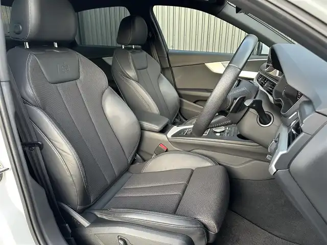 アウディ Ａ４ 2.0TFSIスポーツ S ライン PKG 福島県 2016(平28)年 3.9万km グレイシアホワイトメタリック 純正ナビ(CD/DVD/BT/SD/AUX)/フルセグTV/アクティブレーンアシスト/クルーズコントロール/ETC/オートホールド/ステアリングスイッチ/パドルシフト/前方ドライブレコーダー/パワーシート/シートヒーター/バーチャルコクピット/純正18AW/純正フロアマット/取扱説明書/保証書/スペアキー