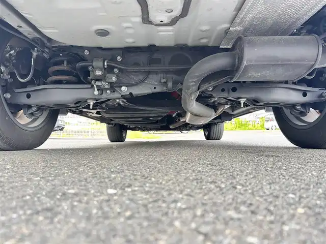 レクサス ＮＸ 300h バージョンL 宮城県 2020(令2)年 5.2万km ソニッククォーツ パノラミックビューモニターセット/・パノラミックビューモニター/・パーキングサポートブレーキ（静止物）/ブラインドスポットモニターセット/・ブラインドスポットモニター/・リアクロストラフィックアラート/＝＝＝/セーフティシステムプラス/・プリクラッシュセーフティ/・レーントレーシングアシスト/・アダプティブハイビームシステム/・レーダークルーズコントロール/・ロードサインアシスト/・先行車発進告知機能/純正ナビ/・CD/DVD/・Bluetooth/・フルセグTV/ビルトインETC2.0/AC100V/100Wコンセント/ハンズフリーパワーバックドア/本革シート/シートシートヒーター（前席/後席）/シートベンチレーション（前席）/パワーシート（運転席メモリー機能付）/電動格納/リクライニング機能付シート（リア）/ステアリングヒーター/電動パーキングブレーキ/ブレーキホールド/角型3眼LEDヘッドランプ/フォグランプ/ヘッドランプクリーナー/スマートキー＆プッシュスタート/純正18インチAW/純正フロアマット