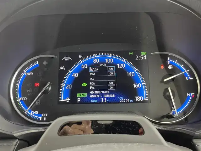 トヨタ ヴォクシー ハイブリッド S－Z 茨城県 2022(令4)年 2.3万km ホワイトパールクリスタルシャイン 快適利便パッケージ/純正10.5型DA/バックカメラ/フルセグ/CD/DVDデッキ/衝突被害軽減ブレーキ/車線逸脱抑制装置/レーダークルーズコントロール/オートマチックハイビーム/クリアランスソナー/BSM/両側電動スライドドア/ETC2.0/AC100V/パワーバックドア/シートヒーター/純正17インチAW/3眼LEDヘッドライト/スマートキー