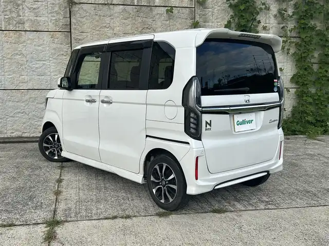 ホンダ Ｎ ＢＯＸ カスタム G L ホンダセンシング 長崎県 2019(令1)年 7.6万km プラチナホワイトパール 社外メモリナビ/（CD/DVD/BT/フルセグ）/バックカメラ/衝突軽減ブレーキ/レーンアシスト/レーダークルーズ/ETC/片側パワースライドドア/オートライト/スマートキー/プッシュスタート/純正14インチAW