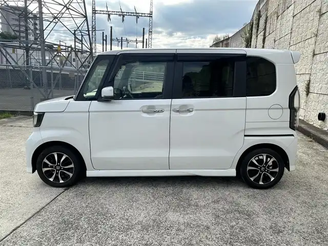 ホンダ Ｎ ＢＯＸ カスタム G L ホンダセンシング 長崎県 2019(令1)年 7.6万km プラチナホワイトパール 社外メモリナビ/（CD/DVD/BT/フルセグ）/バックカメラ/衝突軽減ブレーキ/レーンアシスト/レーダークルーズ/ETC/片側パワースライドドア/オートライト/スマートキー/プッシュスタート/純正14インチAW
