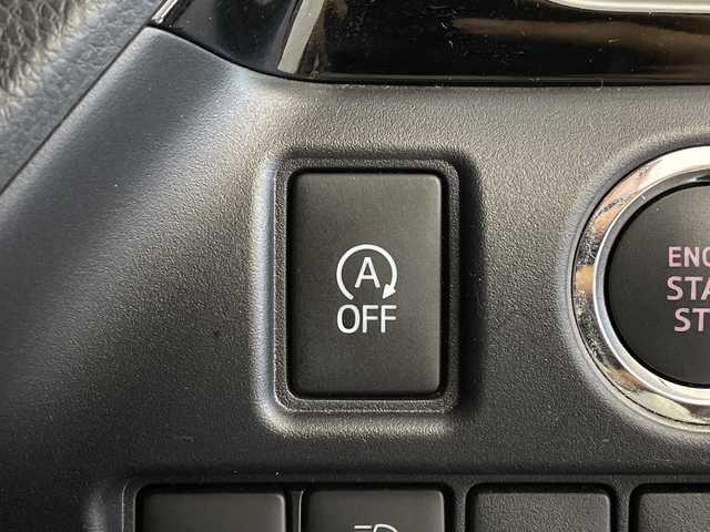 トヨタ ヴォクシー ZS 煌Ⅲ 茨城県 2021(令3)年 4.9万km ホワイトパールクリスタルシャイン 純正９インチナビ　バックモニター　フリップダウンモニター　衝突被害軽減ブレーキ　両側電動スライドドア　スマートキー　フルセグＴＶ　クルコン　ＥＴＣ　コーナーセンサー　横滑り防止装置　プッシュスタート