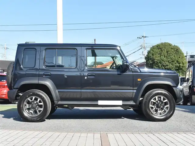 スズキ ジムニー ノマド FC 神奈川県 2025(令7)年 0.1千km 黒 ワンオーナー/セーフティサポート（予防安全技術）/：デュアルブレーキサポート/：誤発進抑制機能/：後退時ブレーキサポート/：後方誤発進抑制機能/：車線逸脱警報機能/：ハイビームアシスト/：アダプティブクルーズコントロール/：標識認識機能/：ふらつき警報機能/：先行車発進お知らせ機能/純正15インチアルミホイール/シートヒーター（前席）/純正LEDヘッドライト/：フロントフォグライト/：ヘッドランプウォッシャー