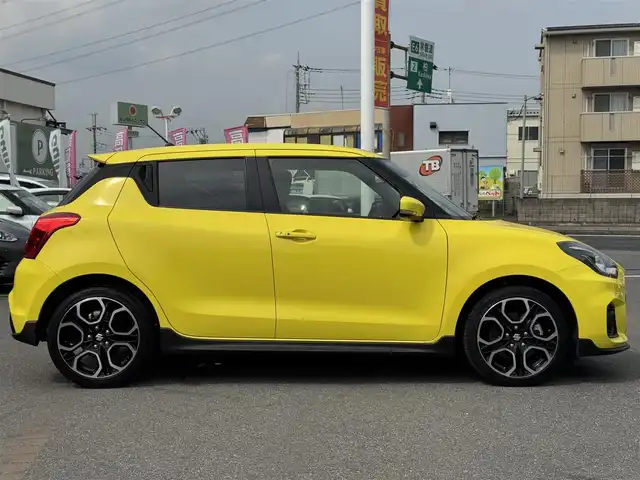 スズキ スイフト スポーツ セーフティPKG 千葉県 2018(平30)年 4万km チャンピオンイエロー ワンオーナー/6速MT/セーフティパッケージ/デュアルセンサーブレーキサポート/誤発信抑制機能/車線逸脱抑制機能/ふらつき警報/先行者発進お知らせ機能/レーダークルーズコントロール/純正8型ナビ/フルセグTV/Bluetooth/ビルトインETC/スポーツ専用バケットシート/シートヒーター/純正フロアマット/カーボンエアロ/純正17インチAW/オートライト