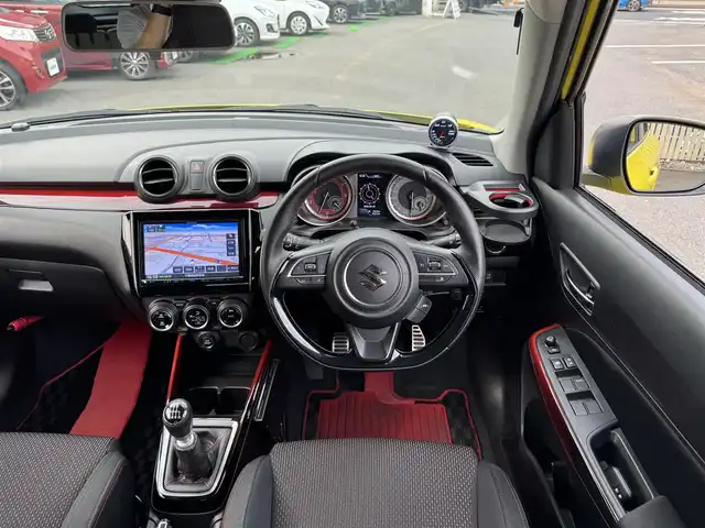 スズキ スイフト スポーツ セーフティPKG 千葉県 2018(平30)年 4万km チャンピオンイエロー ワンオーナー/6速MT/セーフティパッケージ/デュアルセンサーブレーキサポート/誤発信抑制機能/車線逸脱抑制機能/ふらつき警報/先行者発進お知らせ機能/レーダークルーズコントロール/純正8型ナビ/フルセグTV/Bluetooth/ビルトインETC/スポーツ専用バケットシート/シートヒーター/純正フロアマット/カーボンエアロ/純正17インチAW/オートライト