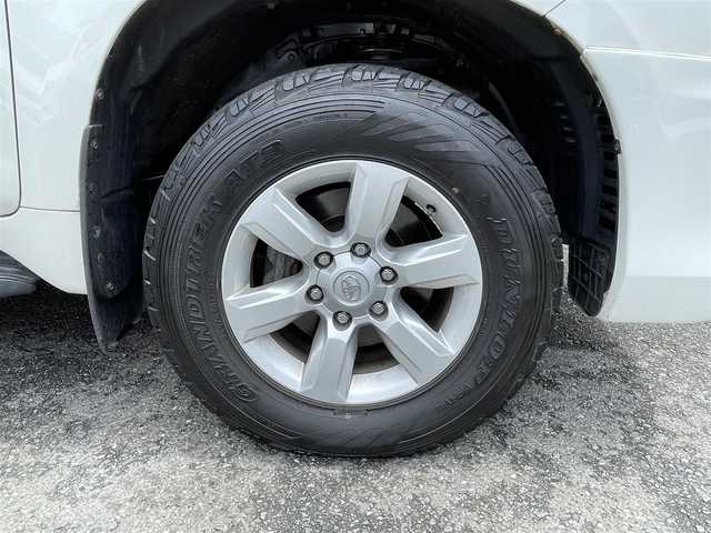 トヨタ ランドクルーザー プラド TX 埼玉県 2015(平27)年 5.8万km ホワイトパールクリスタルシャイン 外部検査済み/中期型/ディーゼルターボ/OPモデリスタエアロ/OPモデリスタマフター/OPメーカーナビゲーション/OPルーフレール/センターデフロック/ダウンヒルアシスト/LEDヘッドライト/サイドステップ/フロアマット/ドアバイザー/ドライブレコーダー/ETC