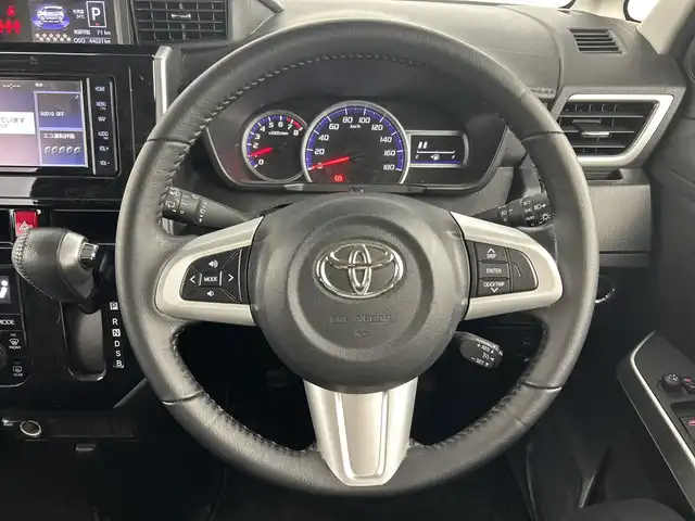 トヨタ ルーミー カスタムG 愛知県 2020(令2)年 4.4万km パールホワイトⅢ 禁煙車/純正7インチナビ/（CD/DVD/フルセグTV/Bluetooth/AM/FM)/バックカメラ/スマートアシストIII/・衝突軽減ブレーキ/・レーンキープアシスト/・オートマチックハイビーム/・クリアランスソナー/・誤発進抑制機能/ETC/両側パワースライドドア/アイドリングストップ/純正アルミホイール/スマートキー/プッシュスタート/スペアキー有/フロアマット/横滑り防止装置/LEDヘッドライト/フロントフォグライト