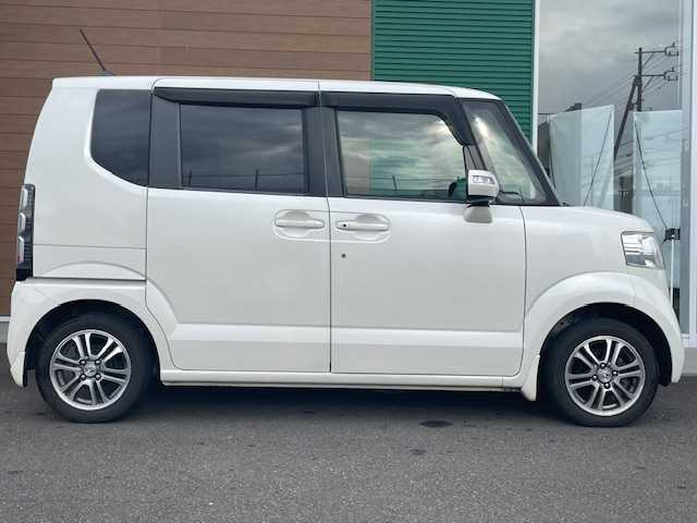 ホンダ Ｎ ＢＯＸ G Lパッケージ 静岡県 2014(平26)年 10.8万km プレミアムホワイトパール ワンオーナー/純正メモリナビ/AM/FM/CD/DVD/BT/フルセグ/バックカメラ/左側パワースライドドア/純正フロアマット/プッシュスタート/スマートキー/ETC/オートライト/キセノンライト