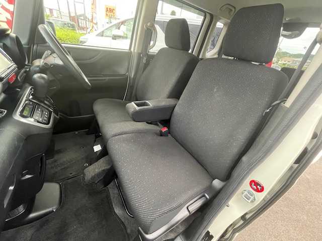 ホンダ Ｎ ＢＯＸ G Lパッケージ 静岡県 2014(平26)年 10.8万km プレミアムホワイトパール ワンオーナー/純正メモリナビ/AM/FM/CD/DVD/BT/フルセグ/バックカメラ/左側パワースライドドア/純正フロアマット/プッシュスタート/スマートキー/ETC/オートライト/キセノンライト