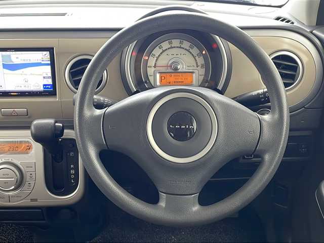 スズキ ラパン G 沖縄県 2013(平25)年 8万km アーバンブラウンパールメタリック 社外ナビ (AVN133M)/(ラジオ ＣＤ ＤＶＤ ＴＶ ＵＳＢ)/ＥＴＣ/スマートキー/プッシュスタート/オートエアコン/電動格納ミラー/フロアマット/パワーステアリング/パワーウィンドウ/ドアバイザー/ＡＡＣ