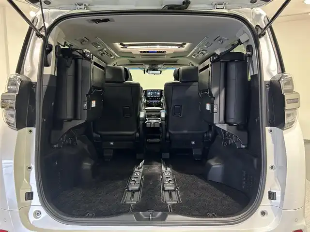 トヨタ ヴェルファイア Z Gエディション 愛知県 2018(平30)年 4.2万km ホワイトパールクリスタルシャイン 純正１０型Ｔコネクトナビ/(AM/FM/CD・DVD再生/フルセグTV/SD/Bluetooth)/バックカメラ/ツインムーンルーフ　/ＡＣ１００Ｖコンセント　/純正フリップダウンモニター　/デジタルインナーミラー　/ビルトインＥＴＣ２．０　/トヨタセーフティセンス　/　　-プリクラッシュセーフティ/　　-レーントレーニングアシスト（LTA)/　　-レーダークルーズコントロール（ACC)/　　-ロードサインアシスト（RSA)/　　-アダプティブハイビームシステム/両側パワースライドドア　/電動リアゲード　/シートヒーター/エアシート/オートブレーキホールド機能/クリアランスソナー