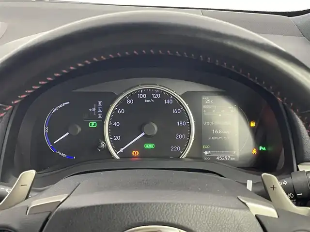 レクサス ＣＴ 200h Fスポーツ 埼玉県 2017(平29)年 4.6万km 赤Ⅱ メーカーナビ　サンルーフ　革シート　Ｂカメラ　シートヒーター　ＥＴＣ　レーダークルーズ　　コーナーセンサー　フルセグ　ＬＥＤヘッドライト　衝撃被害軽減装置　オートライト　レーンアシスト