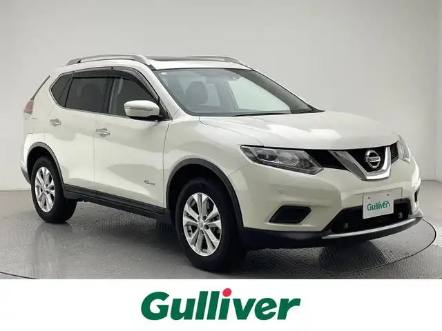 日産 エクストレイル ハイブリッド 20X エマージェンシーブレーキ 兵庫県 2016(平28)年 3.9万km ブリリアントホワイトパール 社外メモリナビ/（CD/DVD・SD/Bluetooth/フルセグTV）/・AVIC-RW901/バックカメラ/スライディングガラスルーフ/コーナーセンサー（前後）/エマージェンシーブレーキ/LKA/横滑り防止装置/パワーバックドア/カプロンシート/シートヒーター（D/N席）/LEDヘッドライト/オートライト/ETC/純正17インチアルミホイール/社外フロアマット/純正ドアバイザー/スマートキー/スペアキー1本/ルーフレール