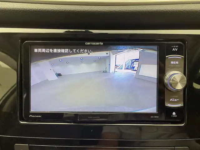 日産 エクストレイル ハイブリッド 20X エマージェンシーブレーキ 兵庫県 2016(平28)年 3.9万km ブリリアントホワイトパール 社外メモリナビ/（CD/DVD・SD/Bluetooth/フルセグTV）/・AVIC-RW901/バックカメラ/スライディングガラスルーフ/コーナーセンサー（前後）/エマージェンシーブレーキ/LKA/横滑り防止装置/パワーバックドア/カプロンシート/シートヒーター（D/N席）/LEDヘッドライト/オートライト/ETC/純正17インチアルミホイール/社外フロアマット/純正ドアバイザー/スマートキー/スペアキー1本/ルーフレール
