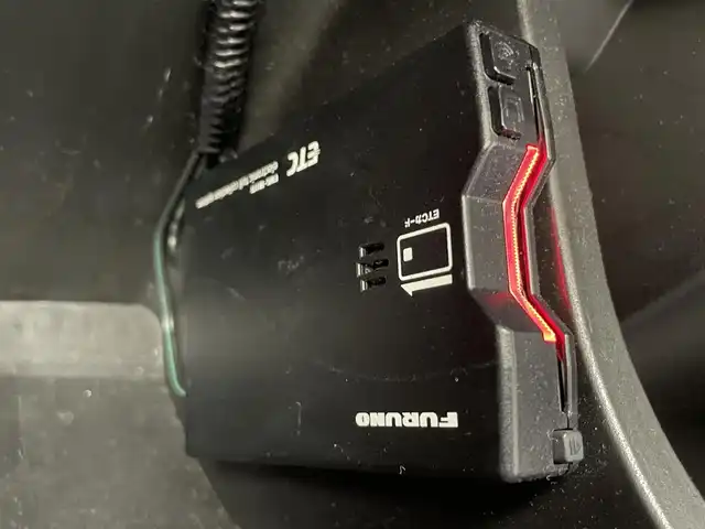 スズキ アルト L 愛知県 2016(平28)年 4.7万km シフォンアイボリーM 社外メモリナビ　フルセグＴＶ　Ｂｌｕｅｔｏｏｔｈ　ＤＶＤ　ＣＤ　ＵＳＢ　シートヒーター　バックカメラ　ＥＴＣ　社外前後ドライブレコーダー　純正フロアマット　ドアバイザー　アイドリングストップ　禁煙車