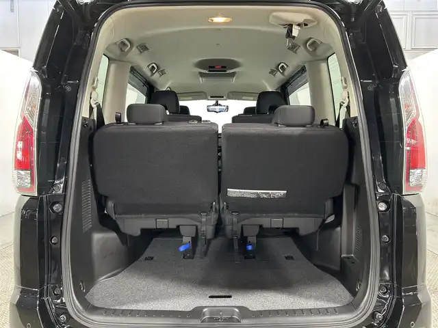 日産 セレナ ハイウェイスター Vセレクション 大阪府 2017(平29)年 2.2万km ダイヤモンドブラック ProPILOT 純正9incナビ(フルセグ/DVD再生/Bluetooth) 360カメラ 後席モニター デジタルインナーミラー ETC 衝突軽減 レーダークルコン パークアシスト ドラレコ