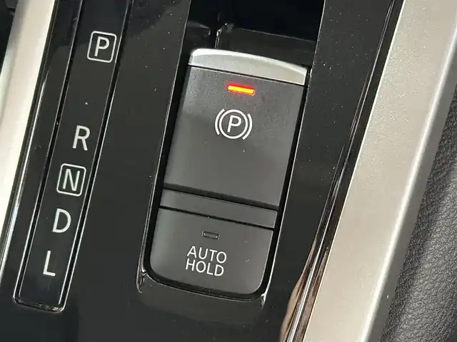 日産 セレナ ハイウェイスター Vセレクション 大阪府 2017(平29)年 2.2万km ダイヤモンドブラック ProPILOT 純正9incナビ(フルセグ/DVD再生/Bluetooth) 360カメラ 後席モニター デジタルインナーミラー ETC 衝突軽減 レーダークルコン パークアシスト ドラレコ