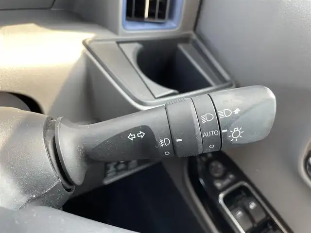 ダイハツ タント カスタム RS セレクション 熊本県 2020(令2)年 9.8万km レーザーブルークリスタルシャイン ワンオーナー/純正ナビ/・AM/FM/CD/DVD/SD/iPod/BT/・フルセグTV/バックカメラ/スマートアシスト３/・衝突警報機能/・衝突回避支援ブレーキ機能/・車線逸脱警報機能/・誤発進抑制機能（前方・後方）/・先行車発進お知らせ機能/クリアランスソナー/前後コーナーセンサー/360°ドライブレコーダー/ビルトインETC/アダプティブクルーズコントロール/革巻きステアリング/・ステアリングリモコン/ハーフレザーシート/・D/N席シートヒーター/オートライト/・フォグランプ/・LEDライト/電動格納ミラー/・ウィンカーミラー/両側電動ドア/純正フロアマット/純正ドアバイザー/スマートキー/・スペアキー
