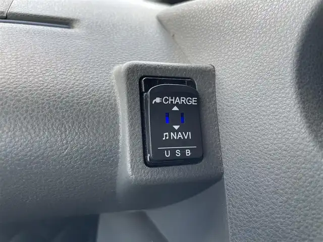 ダイハツ タント カスタム RS セレクション 大阪府 2020(令2)年 9.8万km レーザーブルークリスタルシャイン (株)IDOMが運営する【じしゃロン東大阪店】の自社ローン専用車両になりますこちらは現金またはオートローンご利用時の価格です。自社ローンご希望の方は別途その旨お申付け下さい/ワンオーナー/純正9インチナビ【NSZN-Y70DS】/(AM/FM/CD/DVD/SD/iPod/BT/フルセグTV)/バックカメラ/スマートアシスト３/・衝突警報機能/・衝突回避支援ブレーキ機能/・車線逸脱警報機能/・誤発進抑制機能（前方・後方）/・先行車発進お知らせ機能/クリアランスソナー/360°ドライブレコーダー/ビルトインETC/アダプティブクルーズコントロール/オートハイビーム/革巻きステアリング/ステアリングリモコン/ハーフレザーシート/D/N席シートヒーター/LEDヘッドライト/電動格納ミラー/両側電動ドア/純正フロアマット/純正ドアバイザー/スマートキー＆プッシュスタート/取説＆保証書/スペアスマートキー