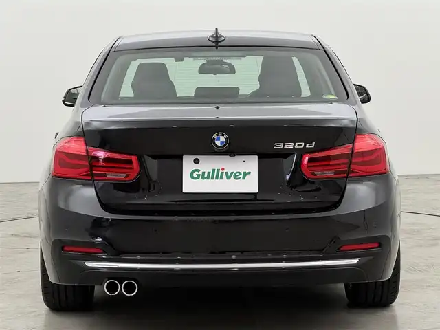 ＢＭＷ ３２０ｄ ラグジュアリー 福岡県 2018(平30)年 2.5万km 黒 純正ナビ/フルセグTV/ＥＴＣ　/ドライブレコーダー　/バックカメラ　/レーダークルーズコントロール　/ＢＳＭ　/レーンキープ　/クリアランスソナー　/横滑り防止装置　/アイドリングストップ/シートヒーター　/レザーシート　/パワーシート　/純正１７インチＡＷ　/ＬＥＤ