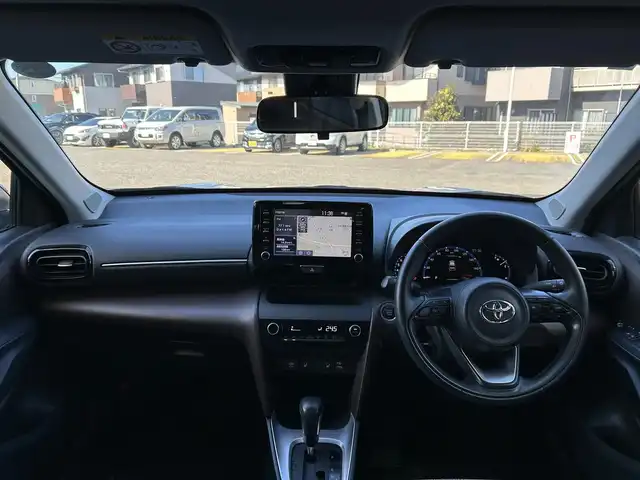 トヨタ ヤリスクロス Z 宮城県 2021(令3)年 1.8万km ブラックマイカ/ホワイトパールクリスタルシャイン 2トーン /ワンオーナー//ディスプレイオーディオナビ//FM/AM/BT/USB/スマートフォン連携//アラウンドビューモニター//ハーフレザーシート//前席シートヒーター/D席パワーシート//レーダークルーズコントロール//プリクラッシュセーフティ//クリアランスソナー//ブラインドスポットモニター//レーンキープアシスト//ビルトインETC//LEDヘッドライト/オートハイビーム//社外AWスタッドレスタイヤ積込(205/65R16)