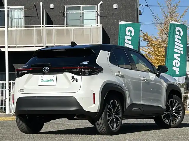 トヨタ ヤリスクロス Z 宮城県 2021(令3)年 1.8万km ブラックマイカ/ホワイトパールクリスタルシャイン 2トーン /ワンオーナー//ディスプレイオーディオナビ//FM/AM/BT/USB/スマートフォン連携//アラウンドビューモニター//ハーフレザーシート//前席シートヒーター/D席パワーシート//レーダークルーズコントロール//プリクラッシュセーフティ//クリアランスソナー//ブラインドスポットモニター//レーンキープアシスト//ビルトインETC//LEDヘッドライト/オートハイビーム//社外AWスタッドレスタイヤ積込(205/65R16)