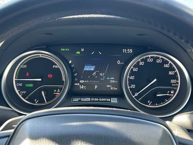 トヨタ カムリ WSレザーパッケージ 愛知県 2023(令5)年 0.8万km アティチュードブラックマイカ/プラチナホワイトパールマイカ /禁煙車/ワンオーナー//9インチディスプレイオーディオ//Tコネクトナビ/フルセグTV//Bluetooth・USB//バックカメラ・パノラミックビューモニター//ビルトインETC2.0//前後ドライブレコーダー//カラーヘッドアップディスプレイ//トヨタセーフティセンス//プリクラッシュセーフティ//レーントレーシングアシスト//オートマチックハイビーム//ロードサインアシスト//レーダークルーズコントロール/　（全車速追従機能付き）//ブラインドスポットモニター//クリアランスソナー//リアクロストラフィックアラート//パーキングサポートブレーキ//黒本革シート//前席シートヒーター//前席パワーシート//パドルシフト//純正１８インチアルミ//本革巻きステアリング//電動チルトステアリング//電動パーキング・ブレーキホールド//ISOFIX//LEDオートライト//電動格納ミラーウィンカー//純正フロアマット//純正ドアバイザー//取扱説明書//新車保証書//スペアキー