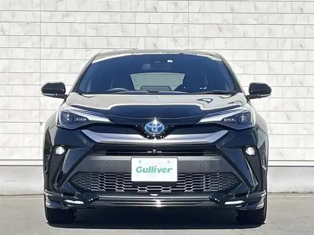 トヨタ Ｃ－ＨＲ G モード ネロセーフティプラスⅢ 岩手県 2023(令5)年 1.7万km イナズマスパーキングブラックガラスフレーク ワンオーナー/TRDフルエアロ/TRD4本だしマフラー（センター、テールパイプ）/メーカーナビ/→フルセグ/BT/FM/AM/パノラミックビューモニター/ステアリングスイッチ/レーンアシスト/クルーズコントロール/パーキングサポートブレーキ/インテリジェントクリアランスソナー/リヤクロストラフィックオートブレーキ/横滑り防止装置/オートホールド/電動ランバーサポート/ビルトインETC/AC100V/オートマチックハイビーム/オートライト/電動格納ミラー/プッシュスタート/スペアキーあり/夏タイヤ純正アルミ車載/ドアバイザー/フロアマット