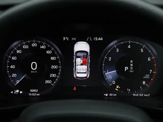 ボルボ ＸＣ４０ T4 AWD モメンタム 宮城県 2018(平30)年 3.6万km アイスホワイト 純正ナビ/ハーフレザーシート/シートヒーター/ＥＴＣ/全方位カメラ/アダプティブクルーズコントロール/LEDヘッドライト/オートライト/ブラインドスポットモニター/レーンキープアシスト/純正18インチAW/パワーバック