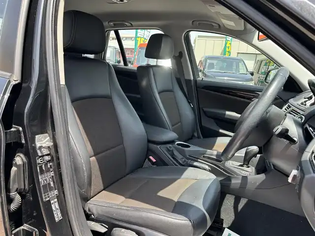 ＢＭＷ Ｘ１ sDrive 18i 京都府 2014(平26)年 7.7万km サファイアブラックP 禁煙車/ETC/AUX/ハーフレザー/キセノン/スマートキー２個/１８インチアルミホイール/保証書/