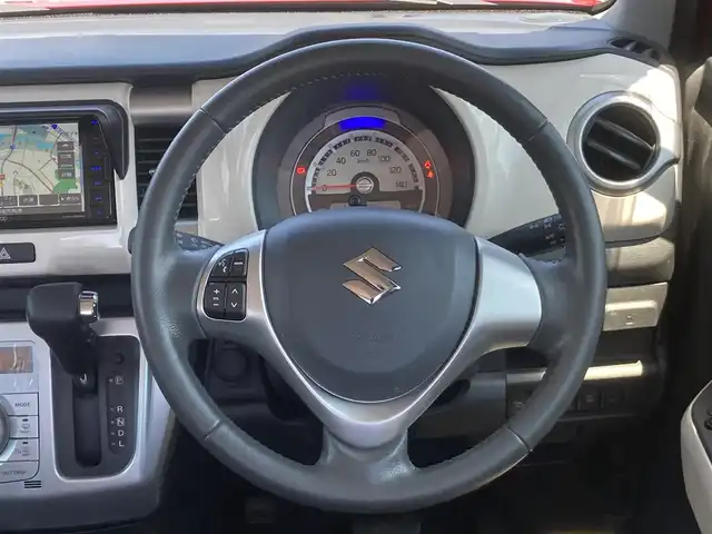 スズキ ハスラー J 島根県 2019(令1)年 0.8万km フェニックスレッドパール/ブルーイッシュブラックパール ワンオーナー /社外メモリナビ (CD/DVD/BT/フルセグ)/衝突被害軽減ブレーキ/車線逸脱警告/前方ドライブレコーダー/アイドリングストップ/運転席シートヒーター/オートライト/LEDヘッドライト/ステアリングリモコン/電動格納ミラー/純正ドアバイザー/純正フロアマット/社外AW付きスタッドレスタイヤ積み込み/取扱説明書/保証書/スペアキー×1
