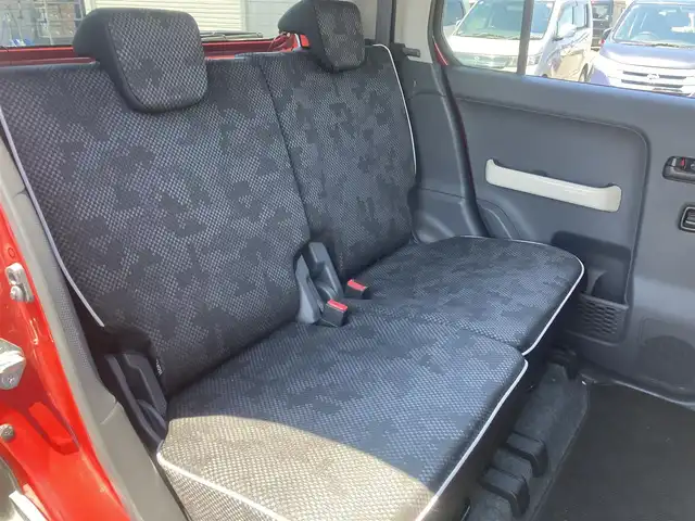 スズキ ハスラー J 島根県 2019(令1)年 0.8万km フェニックスレッドパール/ブルーイッシュブラックパール ワンオーナー /社外メモリナビ (CD/DVD/BT/フルセグ)/衝突被害軽減ブレーキ/車線逸脱警告/前方ドライブレコーダー/アイドリングストップ/運転席シートヒーター/オートライト/LEDヘッドライト/ステアリングリモコン/電動格納ミラー/純正ドアバイザー/純正フロアマット/社外AW付きスタッドレスタイヤ積み込み/取扱説明書/保証書/スペアキー×1