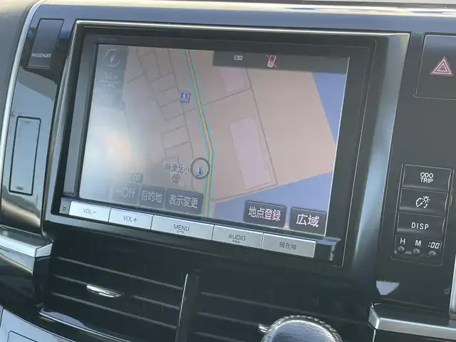 トヨタ エスティマ アエラス プレミアムエディション 長崎県 2014(平26)年 10.4万km ホワイトパールクリスタルシャイン (株)IDOMが運営する【じしゃロン長崎店】の自社ローン専用車両になりますこちらは現金またはオートローンご利用時の価格です。自社ローンご希望の方は別途その旨お申付け下さい/ナビ　/バックカメラ　/フリップダウンモニター　/ハーフレザーシート　/パワーシート　/両側パワースライドドア　/ＨＩＤヘッドライト　/フォグランプ　/オートライト/ＥＴＣ　/Ｂｌｕｅｔｏｏｔｈ　/フルセグ　/プッシュＳ