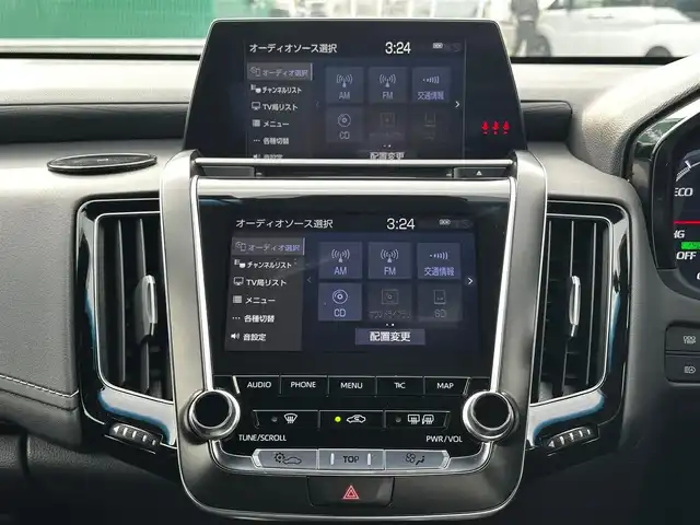 トヨタ クラウン ハイブリッド S Cパッケージ 宮城県 2019(令1)年 1.4万km ホワイトパールクリスタルシャイン ムーンルーフ/＝＝＝/モデリスタエアロ（F/S/R）/モデリスタ19インチAW/セーフティセンス/・プリクラッシュセーフティ/・レーントレーシングアシスト/・レーダークルーズコントロール/・オートマチックハイビーム/・ロードサインアシスト/・先行車発進告知機能/ブラインドスポットモニター/リアクロストラフィックオートブレーキ/リアクロストラフィックアラート/カラーヘッドアップディスプレイ/純正ナビ/・CD/DVD/・Bluetooth/・フルセグTV/バックカメラ/ビルトインETC/ドライブレコーダー/AC100V/100Wコンセント/パワーシート/シートヒーター/ステアリグヒーター/革巻きステアリング/ステアリングスイッチ/パドルシフト/電動パーキングブレーキ/ブレーキホールド/LEDヘッドランプ/フォグランプ/オートライト/スマートキー＆プッシュスタート/電動格納ミラー/純正フロアマット/純正ドアバイザー/W/サイド/カーテンエアバッグ