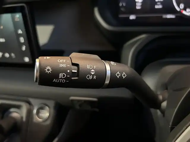 ランドローバー ランドローバー ディフェンダーカウンティEXTP キュレーテッドforJP 石川県 2024(令6)年 0.1万km サントリーニブラック 80台限定 /コントラストルーフ 黒革シート /衝突軽減ブレーキ /アダプティブクルーズコントロール /ブラインドスポットモニター /純正ナビ /AppleCarPlay /360カメラ /クリアランスソナー /LEDヘッドライト /エアサス