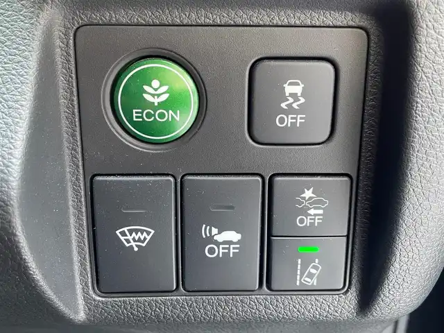 ホンダ ヴェゼル ハイブリッド Z ホンダセンシング 大阪府 2020(令2)年 5.5万km ミッドナイトブルービームM ホンダセンシング/　・追従式クルコン/　・車線逸脱/　・衝突軽減ブレーキ/純正SDナビゲーション/　Bluetooth/CD/DVD/フルセグ/FM/AM/バックカメラ/ハーフレザー/前席シートヒーター/純正17インチアルミ/革巻ステアリング/ステアリングシフト/ビルトインETC/プッシュスタート/電動パーキング/ブレーキホールド